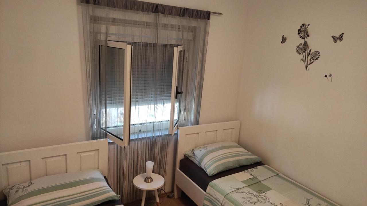 Apartmani Maslina Žuljana Kültér fotó